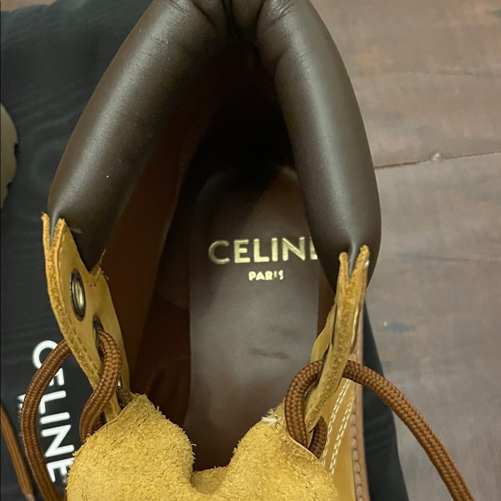 Celine Kurt - Nubuck Calf skin ankle boots - never worn